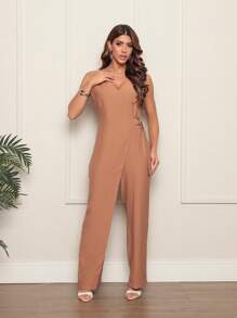 DUOUNO MODAS - MACACÃO ELEGANTE REGATA NO TECIDO MARANTE PREMIUM COM DETALHE DE FIVELA NA LATERAL E ZÍPER ATRÁS - MACACÃO FEMININO - Marrom Claro - Visão 5