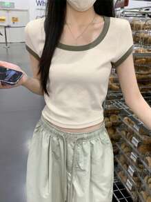女士方领拼色修身休闲短袖 T 恤上衣，夏季 - 杏色 - 查看 5