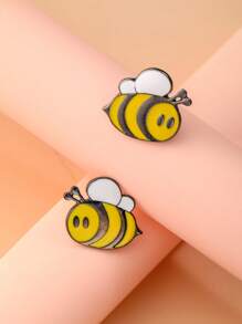 1pc Cute Bee Brooch, Couple Symmetrical Left And Right Decorative Pin For Jacket, Cardigan, Scarf, Clothing Accessory, Multiple Function Decoration, Backpack Accessory, Cartoon Brooch