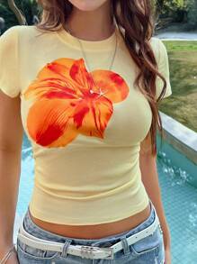 Camiseta gráfica de manga corta de cuello redondo ajustada y dulce con estampado floral de verano para mujeres Vaiaye