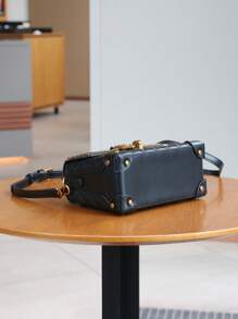 Fashionable 2025 Women's Bag, Chic & Versatile Commuter Ladies' Rhombus Embroidered Handbag With Clasp, High-End Boxy Design, Unique Shoulder/Crossbody Bag - Multicolor - View 12