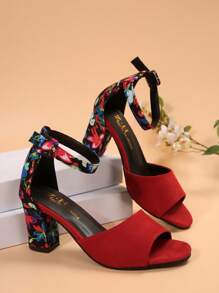 2025 春夏新款女士凉鞋，黑色系带露趾性感法式粗跟中跟踝带时尚百搭高跟鞋 - 紅色 - 查看 3