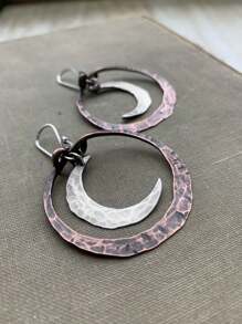 2 对月亮几何镂空经典复古金属多色吊坠耳环，适合日常装扮、派对和聚会配饰 - 彩色 - 查看 2