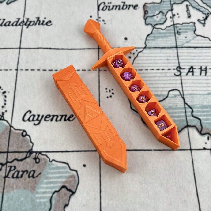 Zwaardvormige dobbelsteencontainer Tafelbladspelaccessoire Miniversie Zwaarddoosset, verjaardagscadeau, paascadeau, kerstcadeau, vakantiespeelgoed