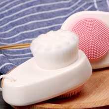 1 件装二合一硅胶面部刷，男女深层毛孔清洁去角质，双面洁面刷，带柔软竹炭超细纤维，女士专用，黑色