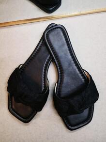 2025 Spring/Summer New Flat Sandals, Strap Bow Decor, Black Casual Fashion Slippers