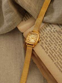 1 pieza Nuevo reloj de cuarzo de lujo y estilo retro para mujer, correa trenzada de acero inoxidable, esfera rectangular grabada con números romanos, adecuado para uso diario, diseño minimalista, elegante y artístico, excelente regalo para cumpleaños o San Valentín