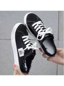 春季新款白色平底休闲帆布便鞋