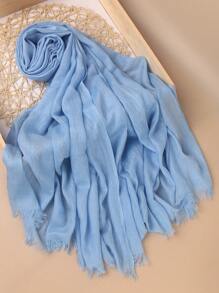 1条纯色粘胶纤维围巾，柔软透气，大尺寸头巾，尺寸为70*39英寸，适合旅行度假防晒，穆斯林女性日常佩戴，可搭配长袍或连衣裙。 - 彩色 - 查看 17