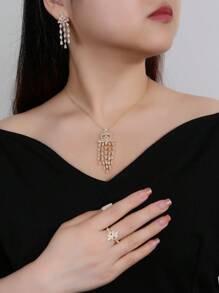 4 Stücke Set aus Kupferlegierung mit Blumen-Quasten-Design, Multi-Zirkonia Modeschmuck, elegant & luxuriös, geeignet als Geschenk, für Damen Alltag & festliche Anlässe