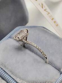 1pc Luxury Classic 1 Carat Diamond Ring, D Color VVS1 Moissanite 925 Sterling Silver 18K Gold Plated, Suitable For Women's Wedding Engagement Rings,Birthday Anniversary Gift With Gift Box