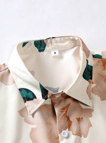 Men's Summer Tropical Plant Print Short Sleeve Casual Shirt