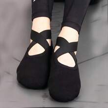 Chaussettes de yoga professionnelles antidérapantes - Couleur unie en tissu tricoté 100% élasthanne - Chaussettes de sport toutes saisons pour femmes - Pour le yoga, le pilates et la danse - Cadeau parfait pour les passionnés de fitness