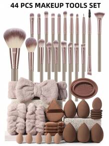 8/24/44/49/54/56PCS Makeup Tools Set Including:24PCS Makeup Brush Set+5PCS Makeup Sponges+5PCS Mini Makeup Sponges+5PCS Triangle Powder Puffs+5PCS Mini Air Cushion Powder Puffs+1pc Makeup Brush Cleaning Tools+1pc Hairband+2PCS Hand Bowl Strap - 彩色 - 查看 12