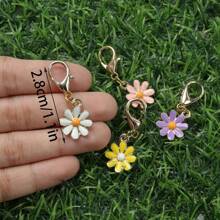 5 pièces Set de porte-clés floral charmant pour les cadeaux de fête - Petits charms de fleurs, idéal pour les mariages, anniversaires et célébrations en général, dans des couleurs assorties. Cadeau parfait pour la famille et les amis, symbolisant un bonheur éternel. Non électrique, convient aux plus de 14 ans. Accessoires de voiture, porte-clés de sac, école