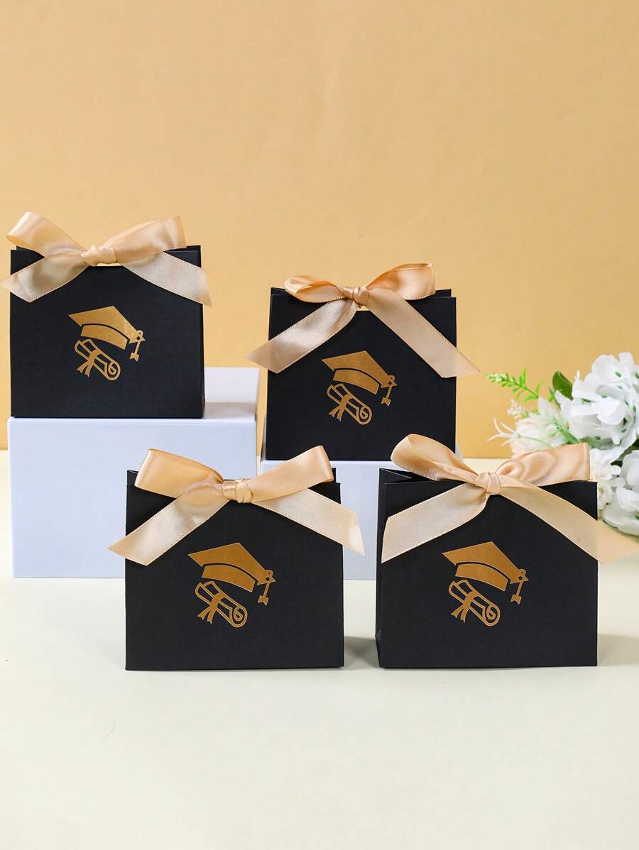10 件毕业派对感谢礼品包装盒（带金色丝带）、金色毕业帽图案礼品盒、珠宝礼品盒、毕业礼品袋、毕业季节日 DIY 礼品包装用品、2025 年快乐毕业装饰、家居餐桌装饰、黑色毕业礼品包装盒、派对礼品