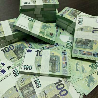 100pcs 100 Euro Prop Money, 100pcs 11cm*6.15cm 100 Euro Prop Money, 30*15mm Mini 100 Euro Prop Money, Suitable For Holiday Origami, Party Decor, Fake Banknotes, Valentine's Day Bouquet Props