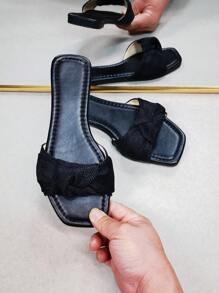 2025 Spring/Summer New Flat Sandals, Strap Bow Decor, Black Casual Fashion Slippers