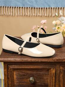 女士时尚方头低帮黑色鞋子，休闲工作办公室百搭芭蕾平底鞋，高端户外通勤春夏，红色适合派对婚礼