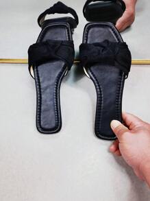 2025 Spring/Summer New Flat Sandals, Strap Bow Decor, Black Casual Fashion Slippers
