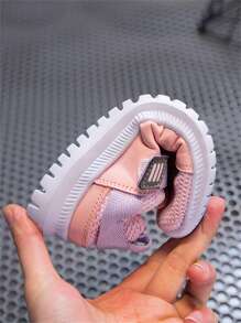 户外儿童宽版鞋，宽头女童休闲运动鞋，防滑跑步运动鞋 - 粉色 - 查看 9