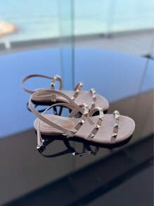 Sandalias de piso mujer con estoperoles, Sandalias de dama, sandalias de dama, sandalias mujer, sandalias para mujer, sandalias para dama, sandalias planas, sandalias de piso, sandalias cómodas, chanclas de mujer, sandalias plataforma, sandalias casuales, sandalias doradas sandalias yute cuñas yute sandalias yute plataforma sandalias yute mujer sandalias de yute mujer cuña yute mujer plataforma yute cuñas yute mujer cuñas de yute sandalias all basics sandalias básicas mujer sandalias planas básicas sandalias de piso elegantes sandalias de piso mujer chanclas de piso sandalias casuales mujer sandalias casuales para mujer sandalias bajitas casuales sandalias slip on sandalias lazo - Beis - Ver 4