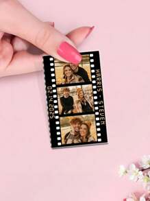 1pc Gepersonaliseerde Foto Film Stijl Sleutelhanger, Gepersonaliseerde Aanpassen Paar Naam En Datum Acryl Sleutelhanger, Gepersonaliseerde Foto Strip Sleutelhanger, Roestvrijstalen Open Ring Sleutelhanger, Gepersonaliseerde Acryl Accessoire, Geschikt Voor Valentijnsdag, Jubileum, Verjaardag, Cadeaus Voor Hem, Haar Vriendje's Cadeau, Gepersonaliseerde Foto Sleutelhanger, Koppel's Cadeau, Gepersonaliseerde Accessoire, Gepersonaliseerd Cadeau, Vakantie Decoratie