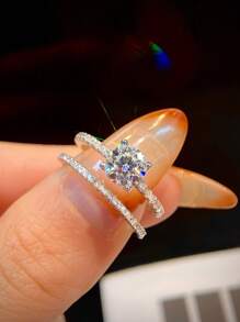 两枚/套 1克拉四爪镶嵌无色莫桑石公主方形切割可调节情侣戒指，女士订婚戒指，S925纯银简约浪漫情侣戒指，永恒戒指，结婚周年纪念奢华珠宝礼物 - 銀色 - 查看 1