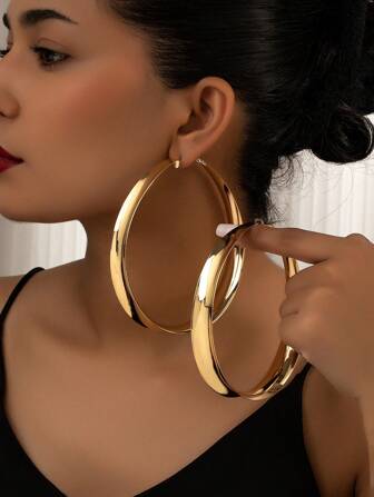 New Arrival European & American Versatile Exaggerated Big Metallic Earrings