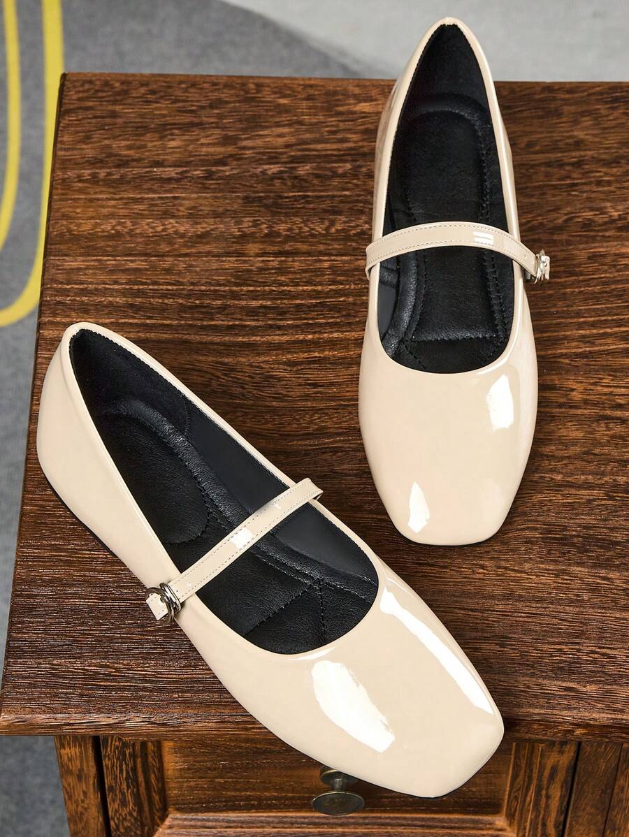 女士时尚方头低帮黑色鞋子，休闲工作办公室百搭芭蕾平底鞋，高端户外通勤春夏，红色适合派对婚礼