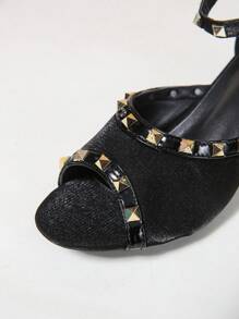 Damskie satynowe sandały na grubej podeszwie z jedną klamrą, zdobione kryształkami, z odkrytymi palcami i nitami, seksowne, odpowiednie do codziennego noszenia i na imprezę