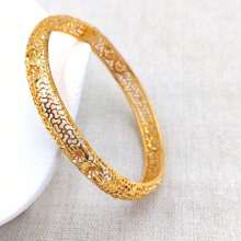 1pc Elegant Women's Gold Color Open Bangle Bracelet, Metallic Hollow Out Design, Versatile For Parties, Weddings, Occasions