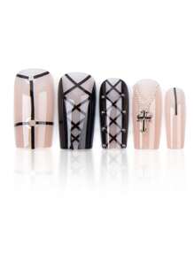 Sanrio Instantly Upgrade Your Look With 24pcs Street Punk Creative Dark Series Goth Style Black Check Pattern&Silver Metal Chain And 3D Metal Decor,Suitable For Cool And Handsome Girls And Women With Unique Personalities To Use In Daily Life And Party Press On Nails