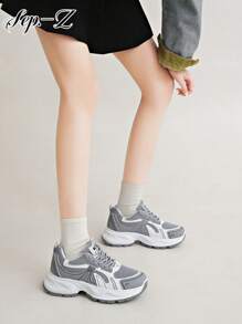 Damen Sneaker mit dicker Sohle, atmungsaktives Mesh, Vintage-Lässig-Stil, neue Frühjahr Sommer Herbst 2025 Schnürung, minimalistisch, modisch, bequem, Outdoor Campus Stil, studentisch, Alltagscasual, Chunky Sneaker