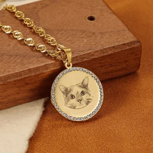 Personalized Engraved Picture Pave Disc Necklace: Custom Pet - Pattern Pendant For Pet Lovers As A Souvenir