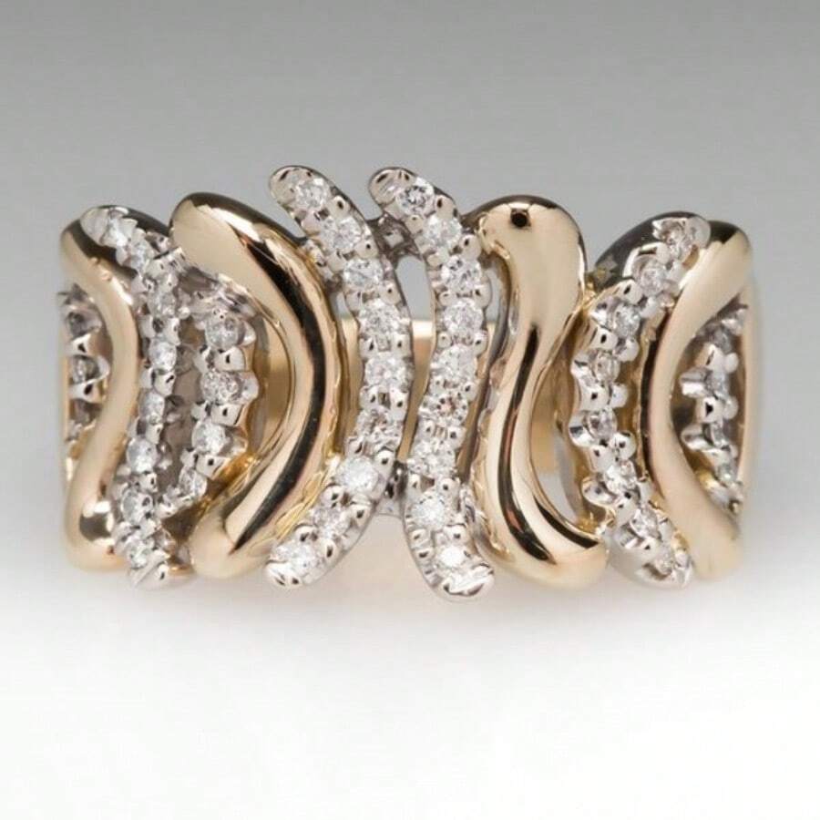 优雅的 18K 镀金铜女士戒指，镶嵌 3 排闪亮方晶锆石 - 精致的几何设计，非常适合婚礼、订婚、周年纪念和生日 | 奢华时尚珠宝 - 金色 - 查看 1