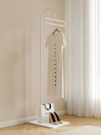 斯堪的纳维亚风格家居挂衣架创意现代奢华卧室米色落地式衣帽架收纳衣服架