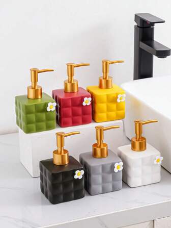1 Set Ceramic Bathroom Dispenser Bottles, Featuring Daisy Flower Design, Nordic Style Gold Pump Head, Elegant & Cute, Matte Solid Color Minimalist Creative Luxury Liquid Dispenser Bottles For Hotel, Restaurant, Kitchen, Bathroom, Home Decor, Shampoo, Body Wash, Hand Soap, Lotion, Bathroom Accessories