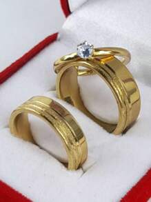 Par Aliança De Casamento 6mm Ele e 8mm Ela + Anel Reta Com Friso Brilhante Noivado Banho Ouro 18k