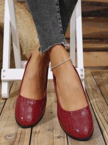 Women's Fashion Fuchsia Crocodile Embossed Patent Leather Heeled Shoes, Comfortable Casual Holiday And Daily Wear, Ideal Choice For All-Day Comfort, Flat Slip-On Round Toe Plus Size Shoes, Suitable For All Seasons, Versatile Classic Elegant Office Casual Shoes, Wedge Shoes For Mothers, Spring/Autumn - Burgundy - View 2