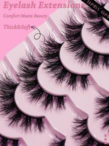 7 对拉长眼部、5D 浓密、卷曲蓬松的假睫毛