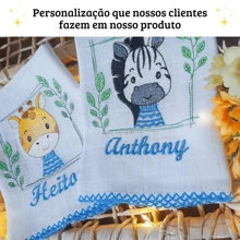Kit com 5 Fraldas De Boca Babete Tecido Duplo Quadriculado 33cm x 33cm Com Bico em Picueta Crochê - Para personalização, bordadeiras, pintar, bordar, dar de presente, customizar - Paninho de Boca Enxoval