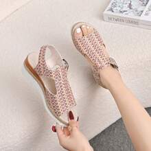 Dames Platform Sandalen Zomer Nieuwe Europese & Amerikaanse Touw Bodem Dikke Bodem Peep-Toe Sandalen Nieuwe Stro Geweven Dikke Bodem Pantoffels Dames Oversized Outdoor Open Toe Platform Wedge Sandalen