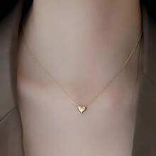 Sterling Silver Sterling Silver Necklace, Simple Heart-Shaped Pendant, Elegant Collarbone Chain, Illuminates Daily Charm And Shows Femininity.