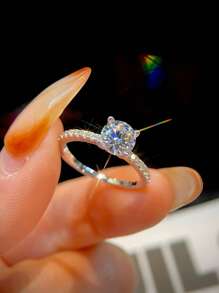 两枚/套 1克拉四爪镶嵌无色莫桑石公主方形切割可调节情侣戒指，女士订婚戒指，S925纯银简约浪漫情侣戒指，永恒戒指，结婚周年纪念奢华珠宝礼物 - 銀色 - 查看 5