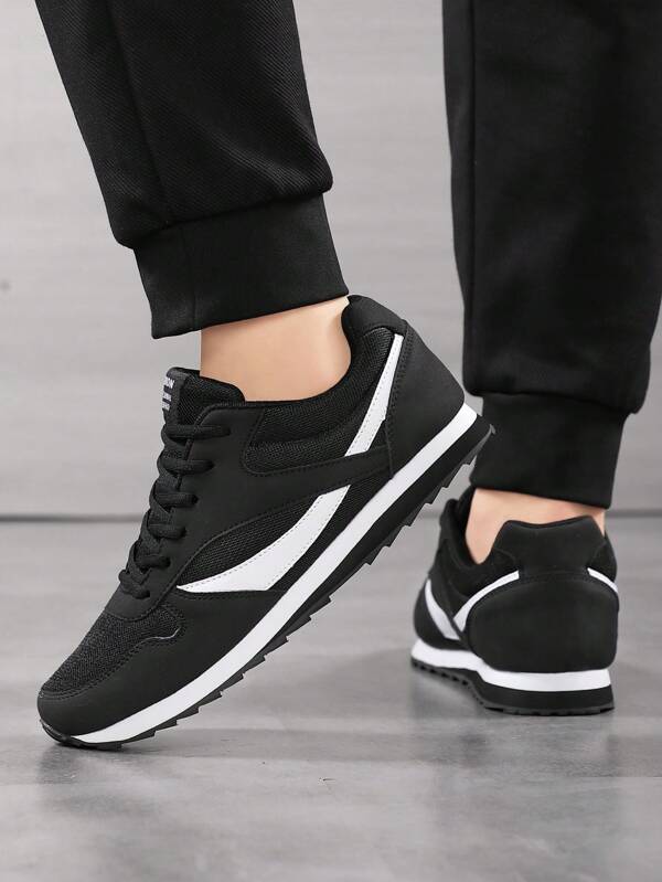 Scarpe piatte retrò da uomo con punta tonda e allacciatura, alfabetiche, scarpe di coppia traspiranti di taglia grande con suola morbida antiscivolo per tutte le stagioni, scarpe da allenamento piatte e confortevoli per studenti con suola antiscivolo durevole, in in rete traspirante e scamosciato