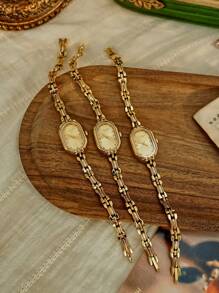 1pc nieuwe aankomst gouden armband quartz horloge, vintage luxe metalen ketting ingelegd ontwerp, INS elegante minimalistische stijl, veelzijdig voor dagelijks gebruik, feest, cadeau voor verjaardag, Valentijnsdag