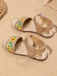 Sandalias bordadas para niños de moda de verano, zapatos planos antideslizantes para la playa, adecuados para uso al aire libre y diario