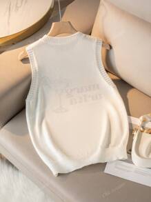 Nouveau débardeur pour femmes à encolure ronde pour le printemps et l'été, imprimé avec un motif de calice. t-shirts d'été blancs, simples et élégants, adaptés pour les trajets quotidiens. Hauts pour femmes d'été
