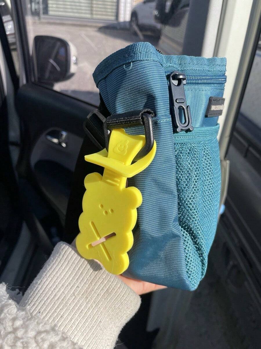 Dog Poop Bag Holder, Premium Waste Bag Holder Carrier For Leash, Dog Poop Bag Dispenser For Walking Running Bicycle Accessory Pet Poop Clip